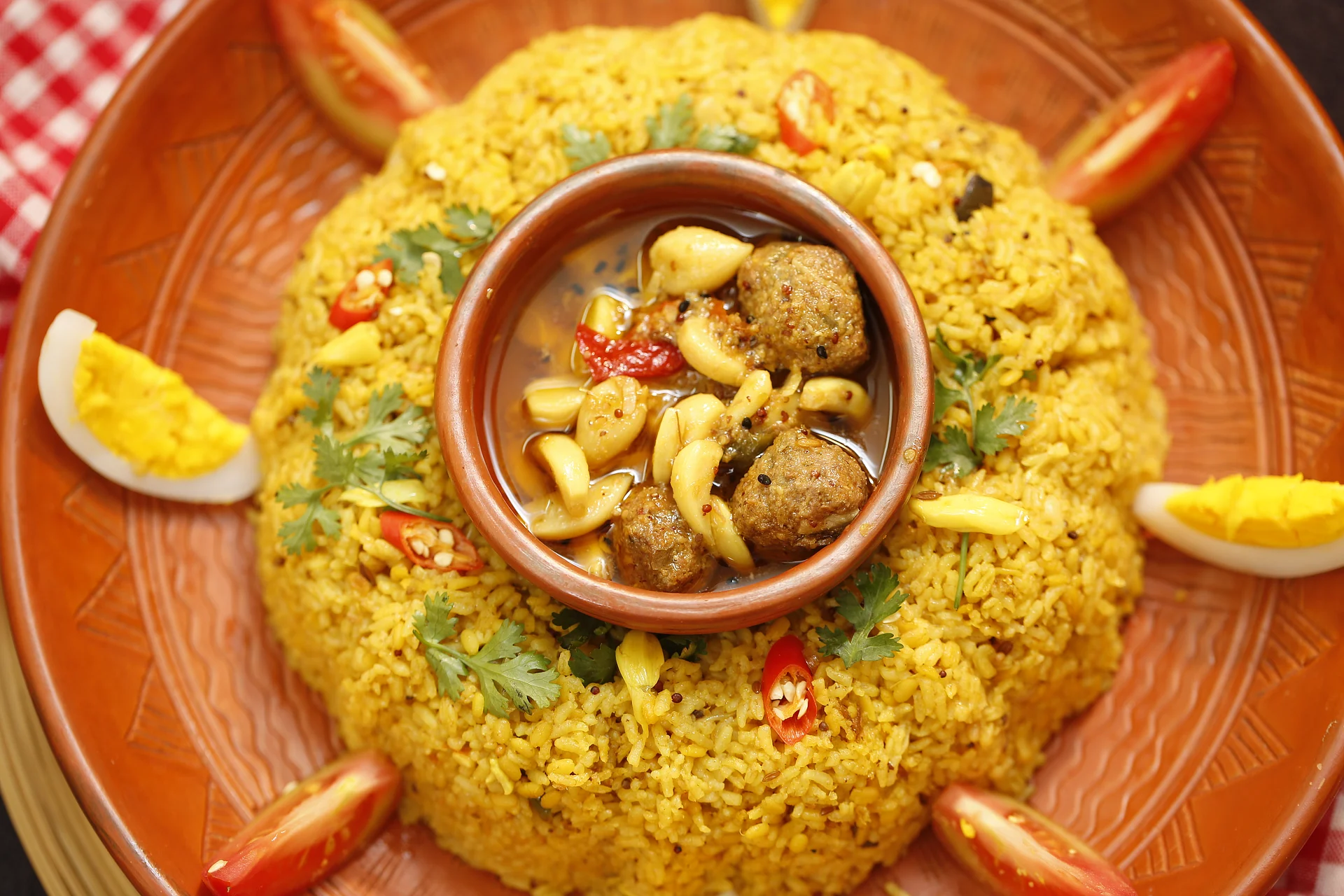 বর্ষার রাত জমে উঠুক এই খাবারে